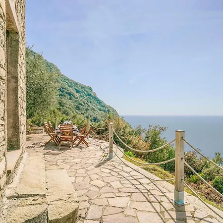 La Torre Vakantiehuis Campiglia (Liguria)